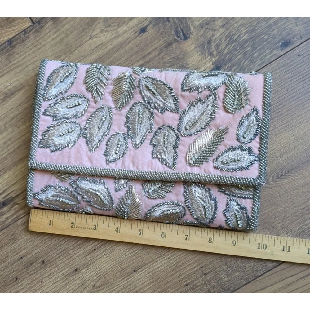 Anthropology Womens Clutch Floral Purse With‎ Chain